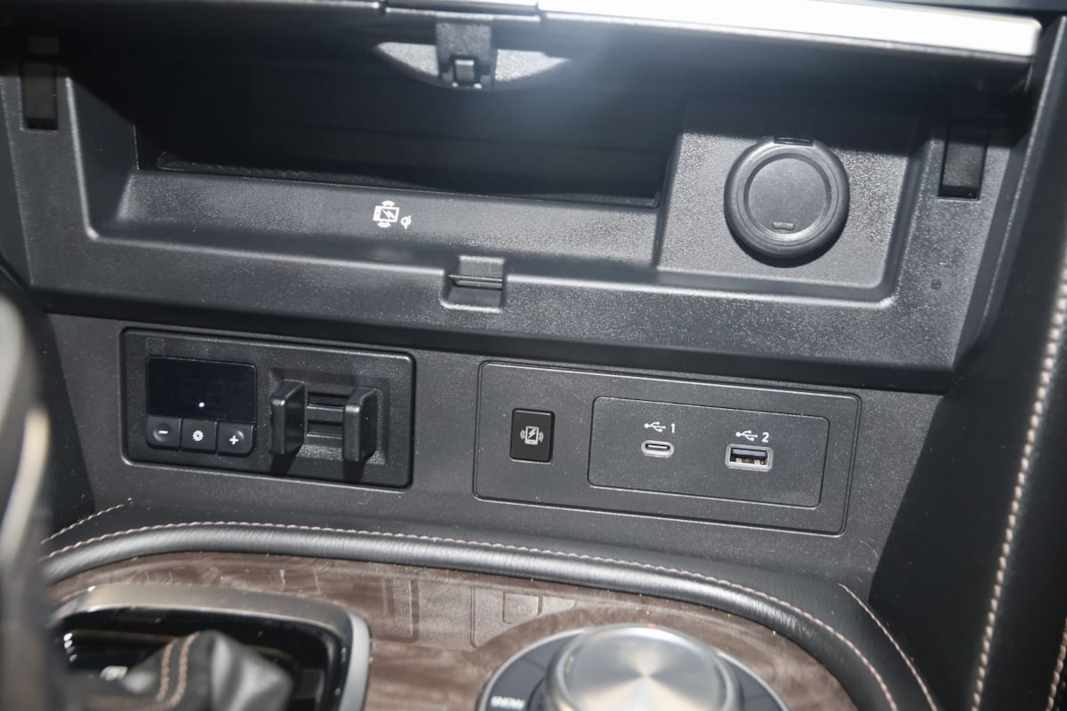 2023 Nissan Armada Platinum photo 31