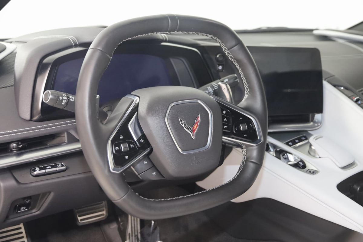 2024 Chevrolet Corvette 2LT photo 3