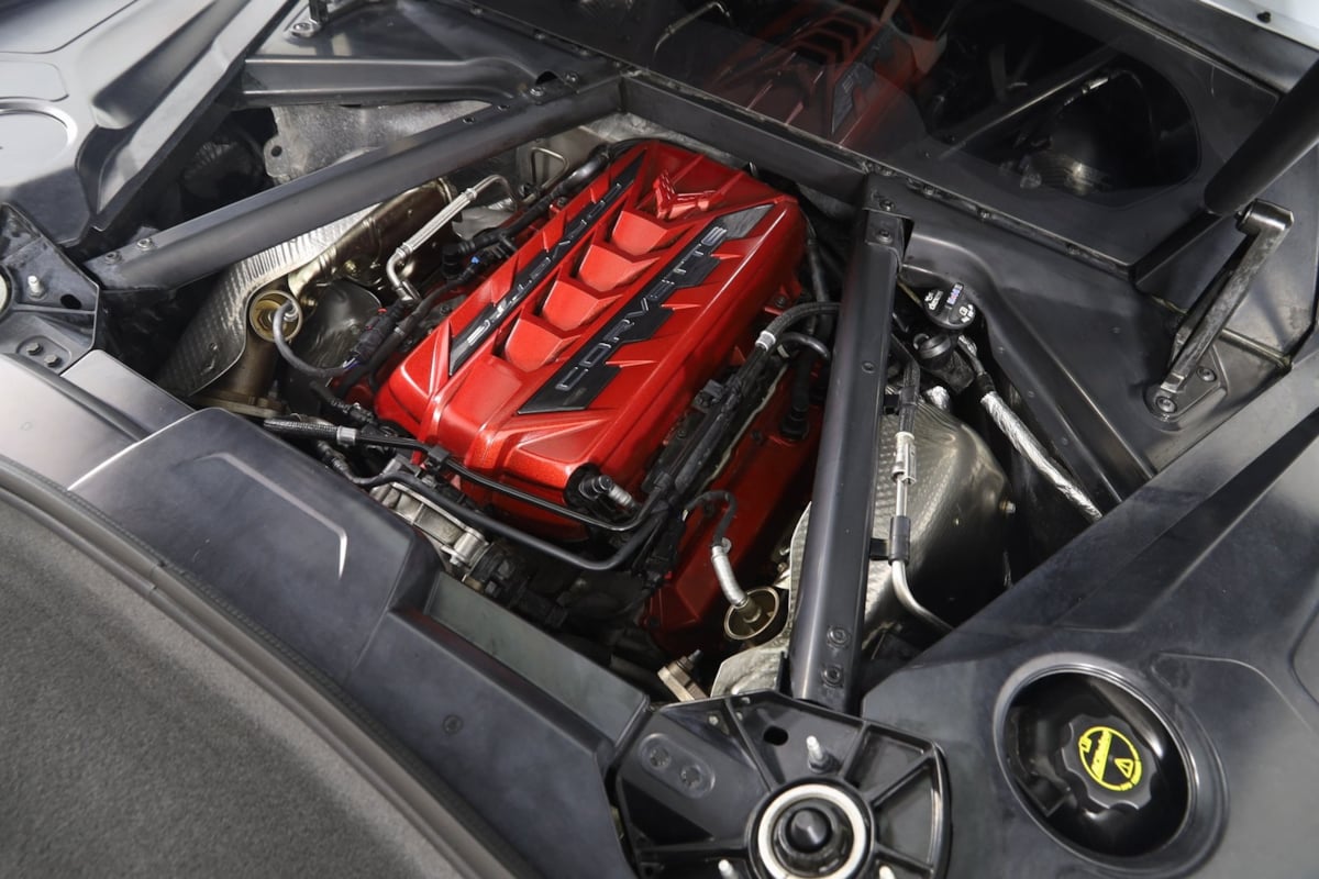 2024 Chevrolet Corvette 2LT photo 17