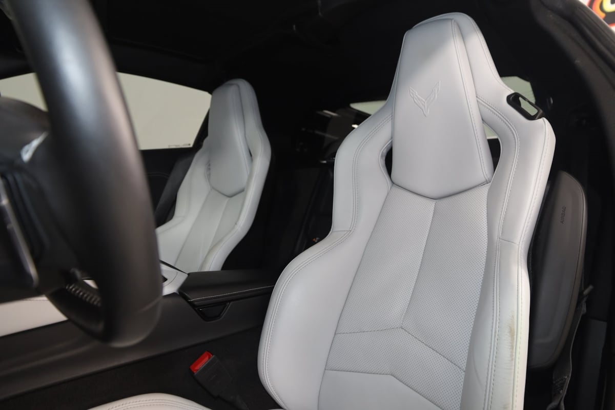 2024 Chevrolet Corvette 2LT photo 29