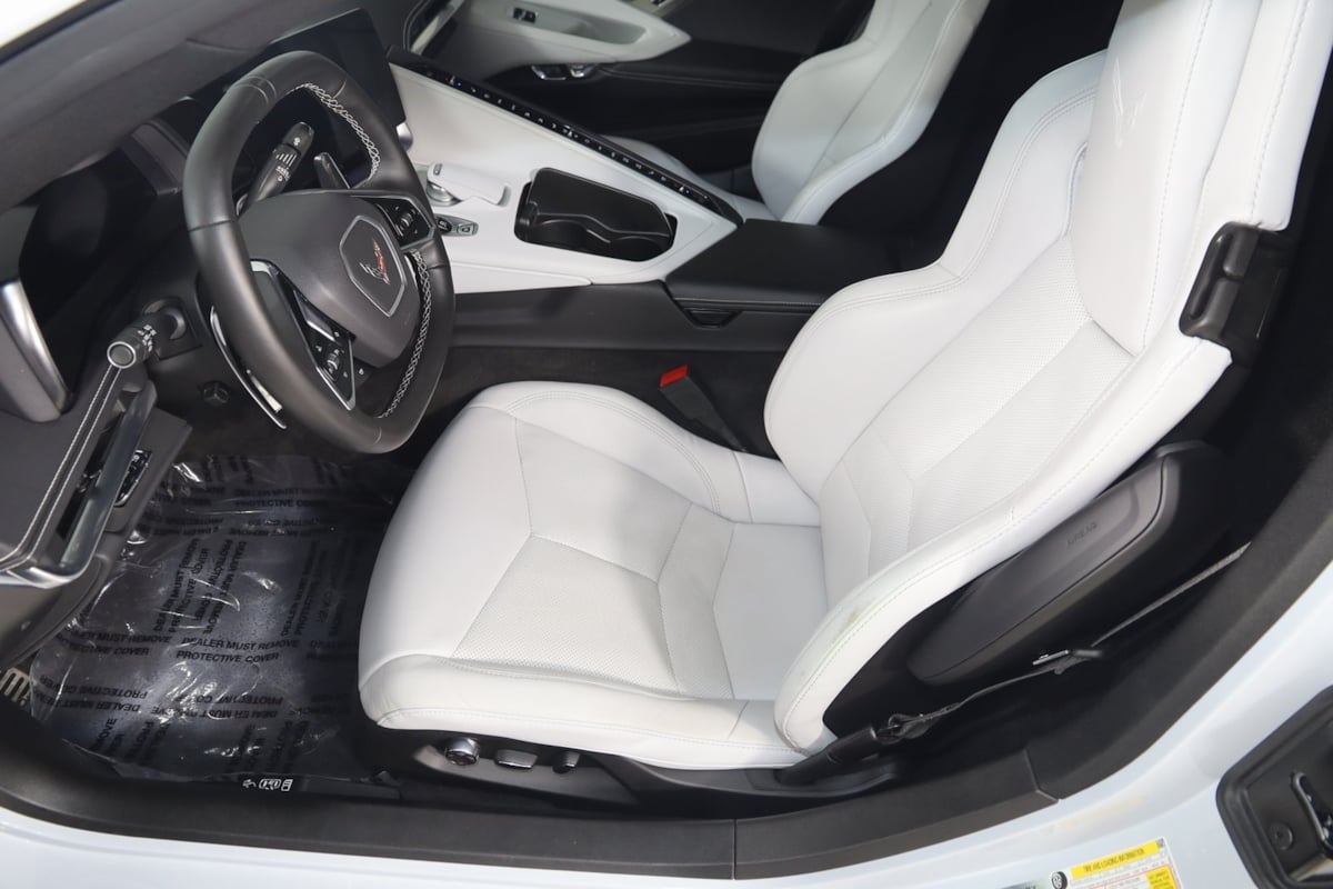 2024 Chevrolet Corvette 2LT photo 30