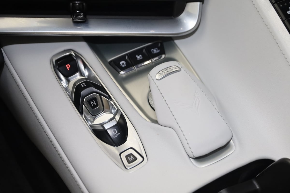 2024 Chevrolet Corvette 2LT photo 32