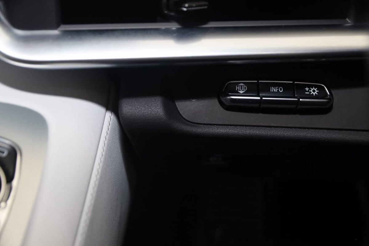 2024 Chevrolet Corvette 2LT photo 35