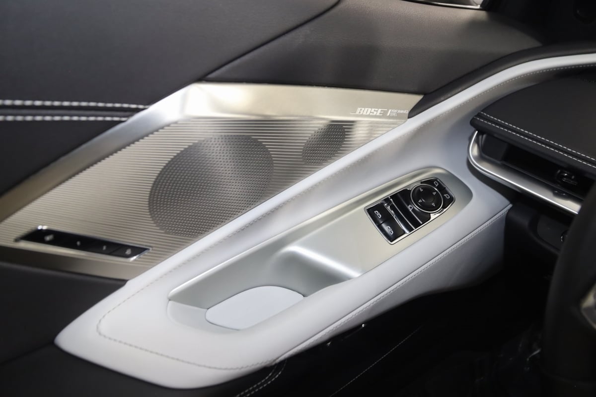 2024 Chevrolet Corvette 2LT photo 36