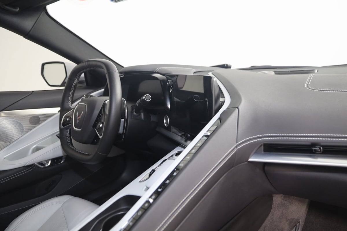 2024 Chevrolet Corvette 2LT photo 54