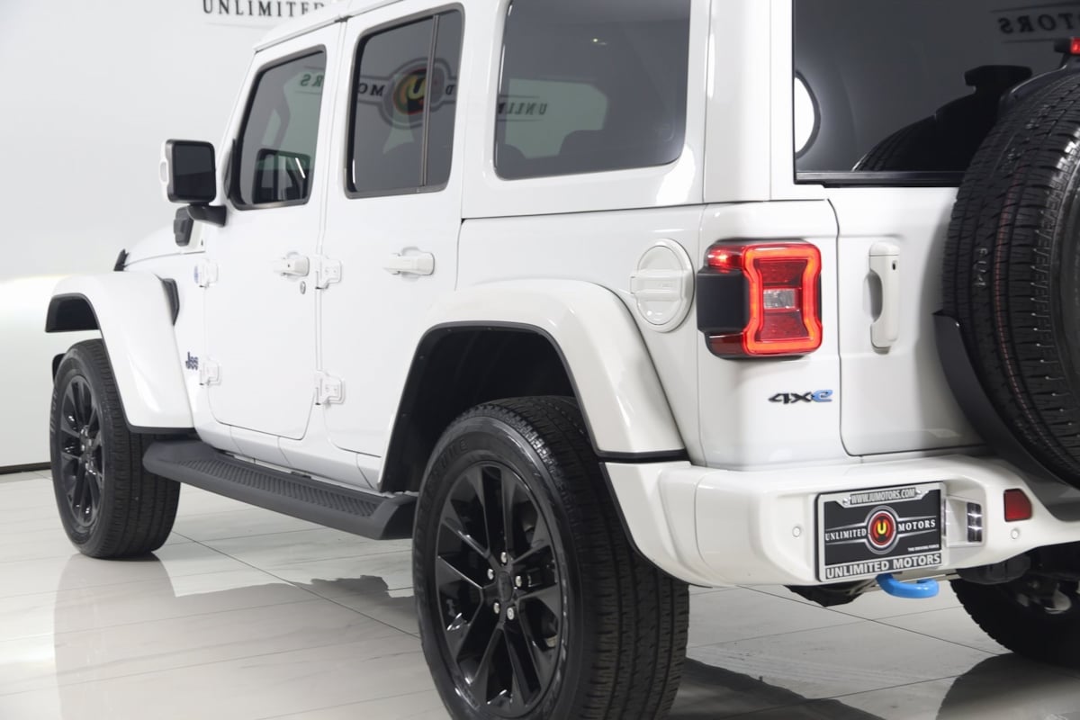 2022 Jeep Wrangler 4xe Unlimited Sahara High Altitude photo 19