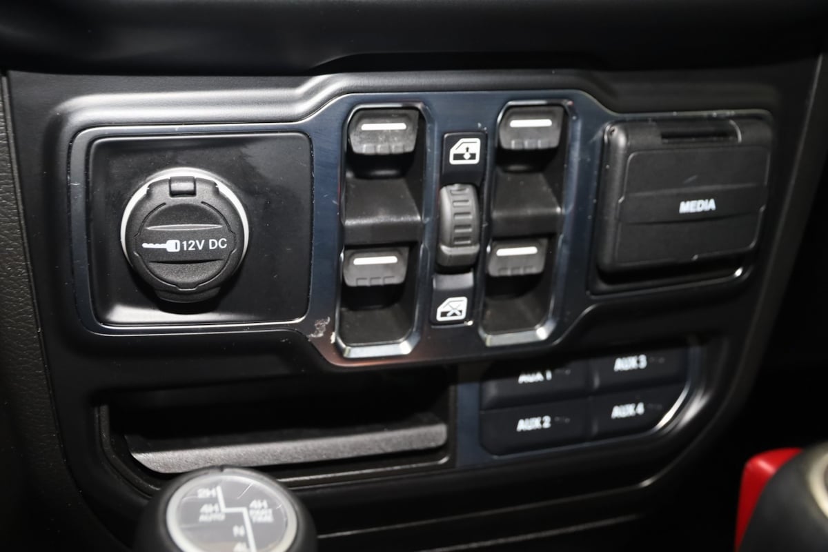 2022 Jeep Wrangler 4xe Unlimited Sahara High Altitude photo 22