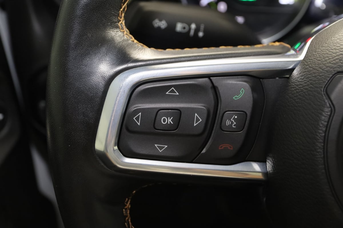 2022 Jeep Wrangler 4xe Unlimited Sahara High Altitude photo 31