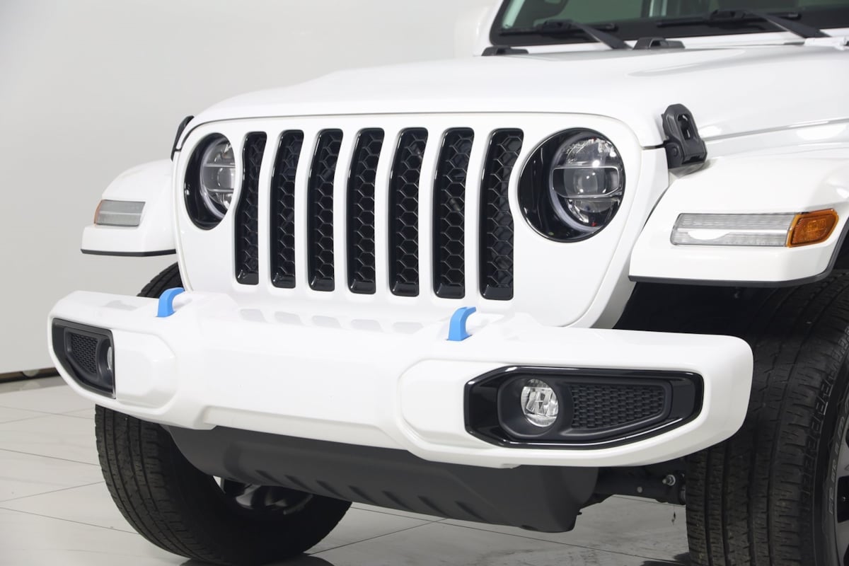 2022 Jeep Wrangler 4xe Unlimited Sahara High Altitude photo 48