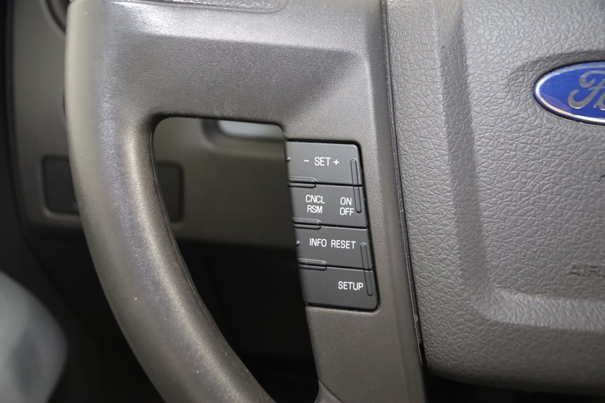 2013 Ford F-150 STX photo 22
