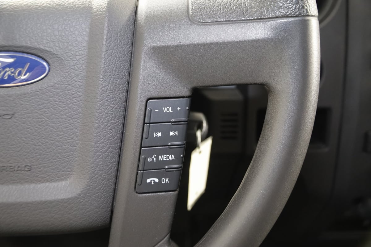 2013 Ford F-150 STX photo 23
