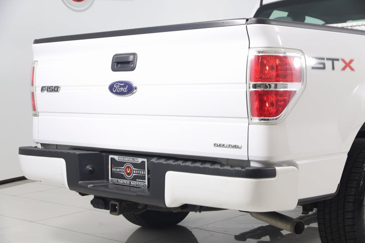 2013 Ford F-150 STX photo 31
