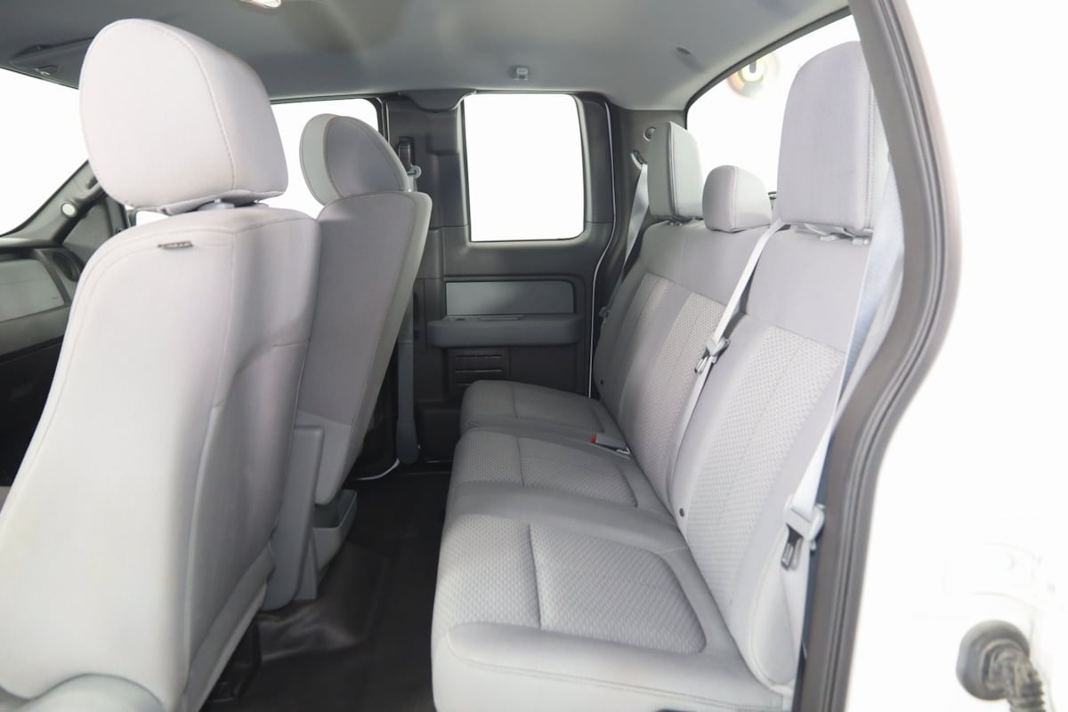 2013 Ford F-150 STX photo 37