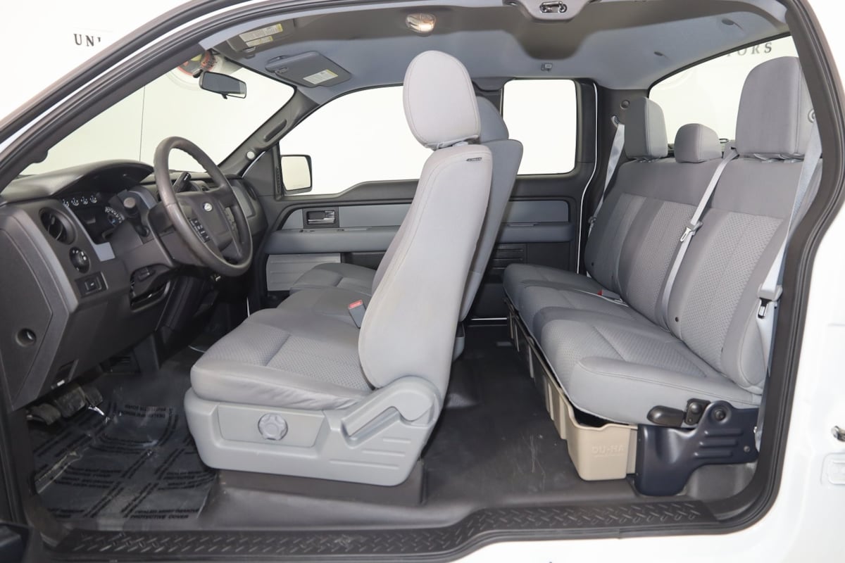2013 Ford F-150 STX photo 38