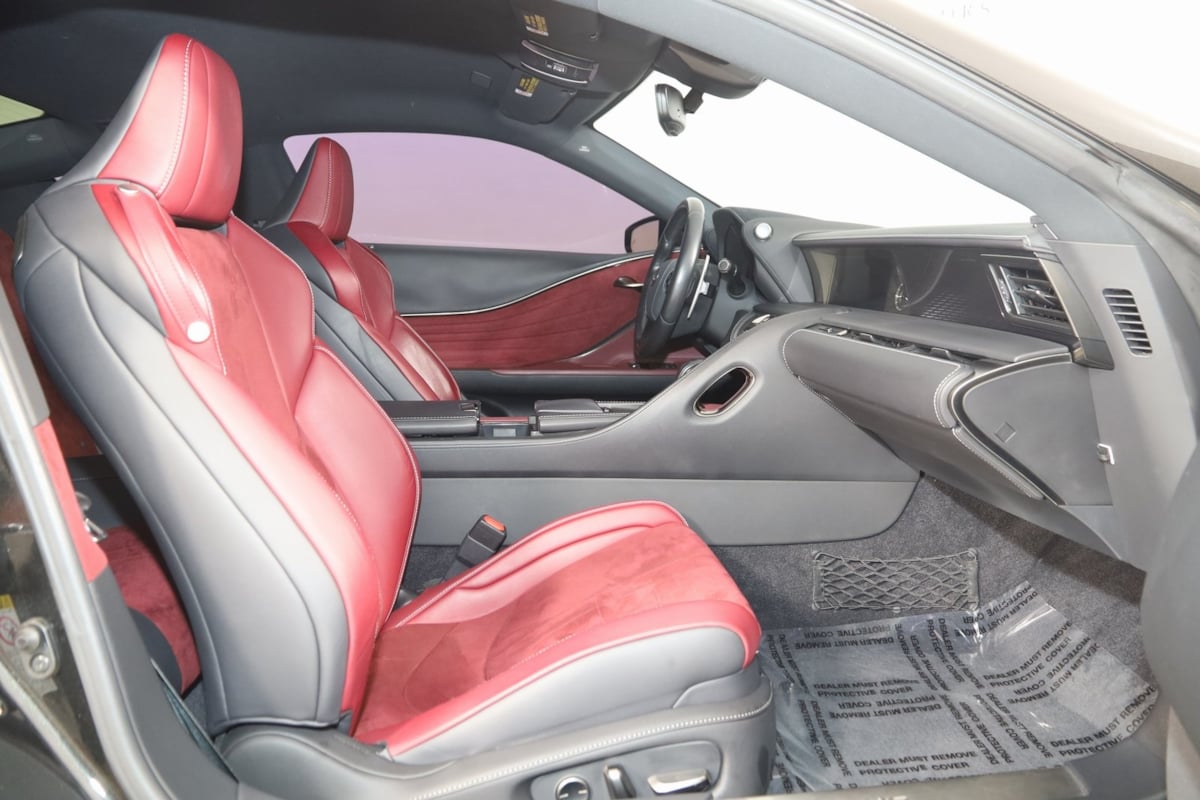2018 Lexus LC 500 photo 10