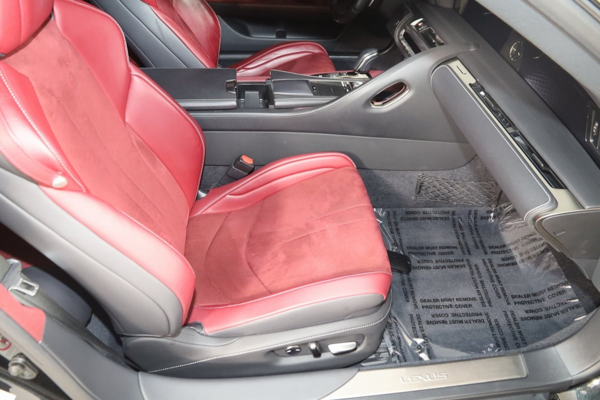 2018 Lexus LC 500 photo 12