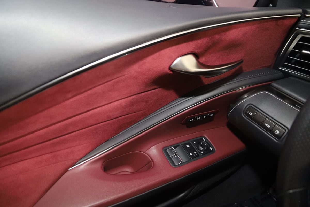 2018 Lexus LC 500 photo 38