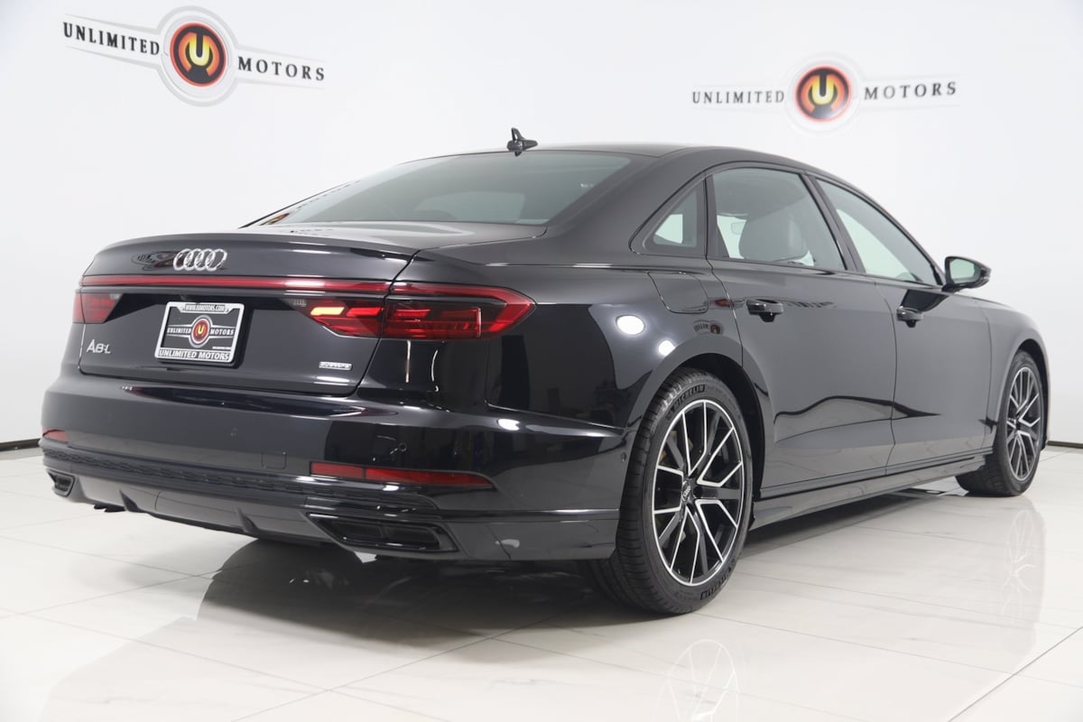 2020 Audi A8 Sport Plus photo 3