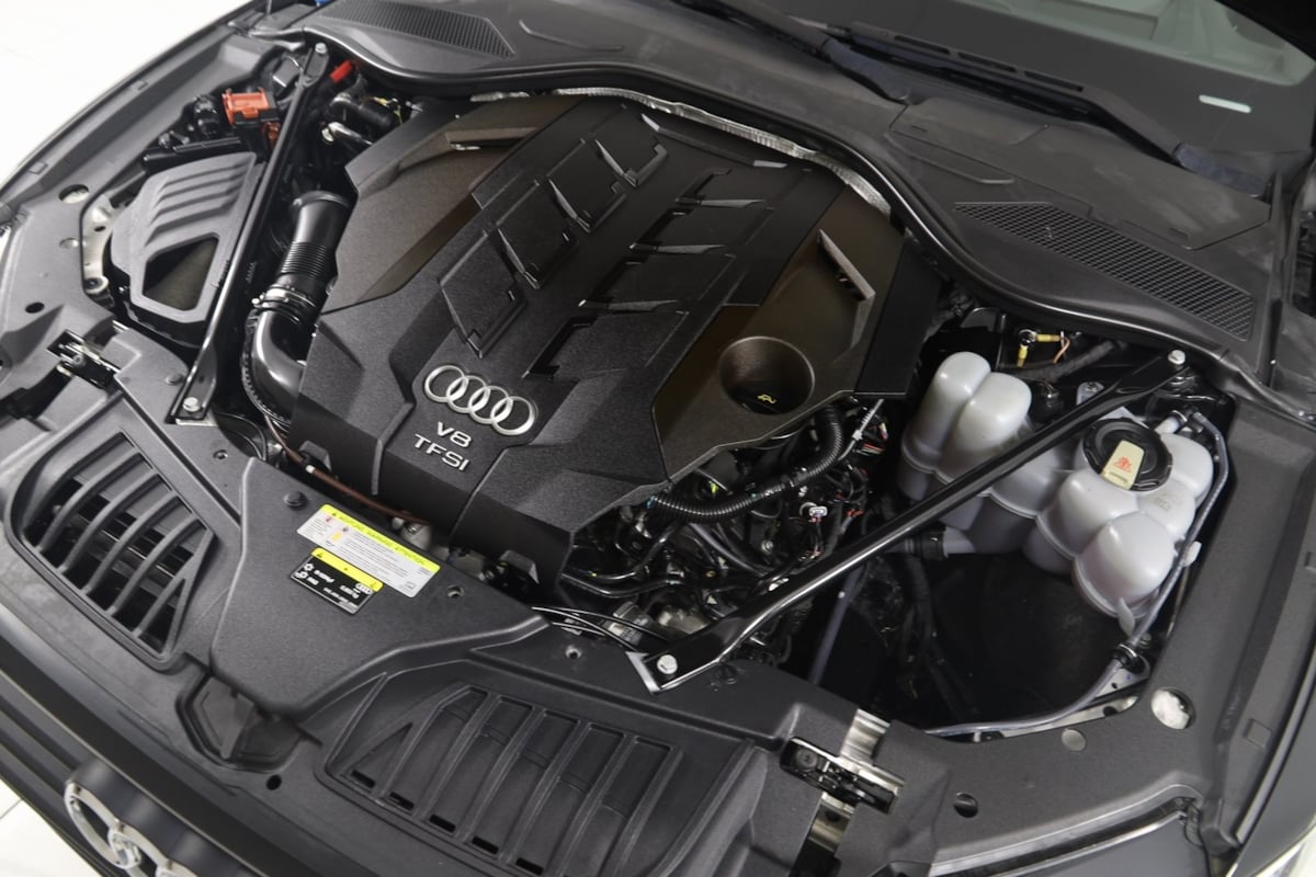 2020 Audi A8 Sport Plus photo 20
