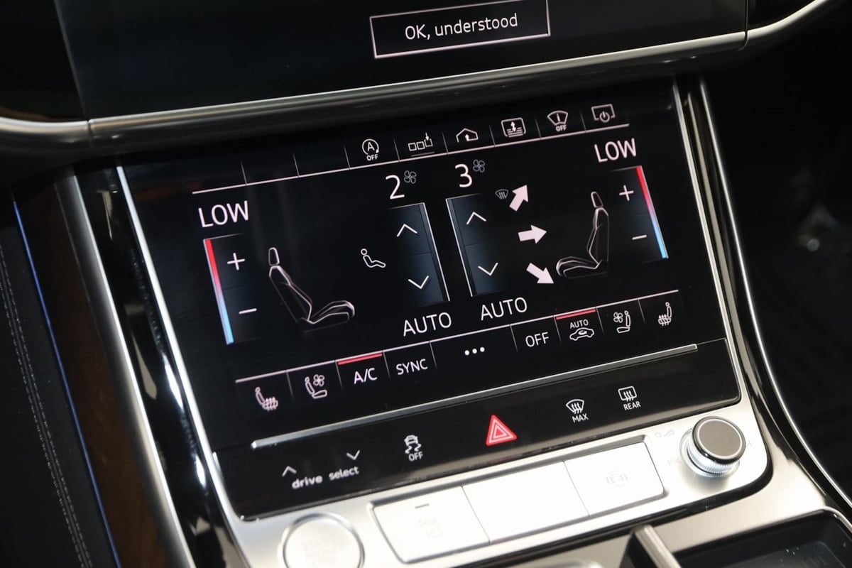 2020 Audi A8 Sport Plus photo 28