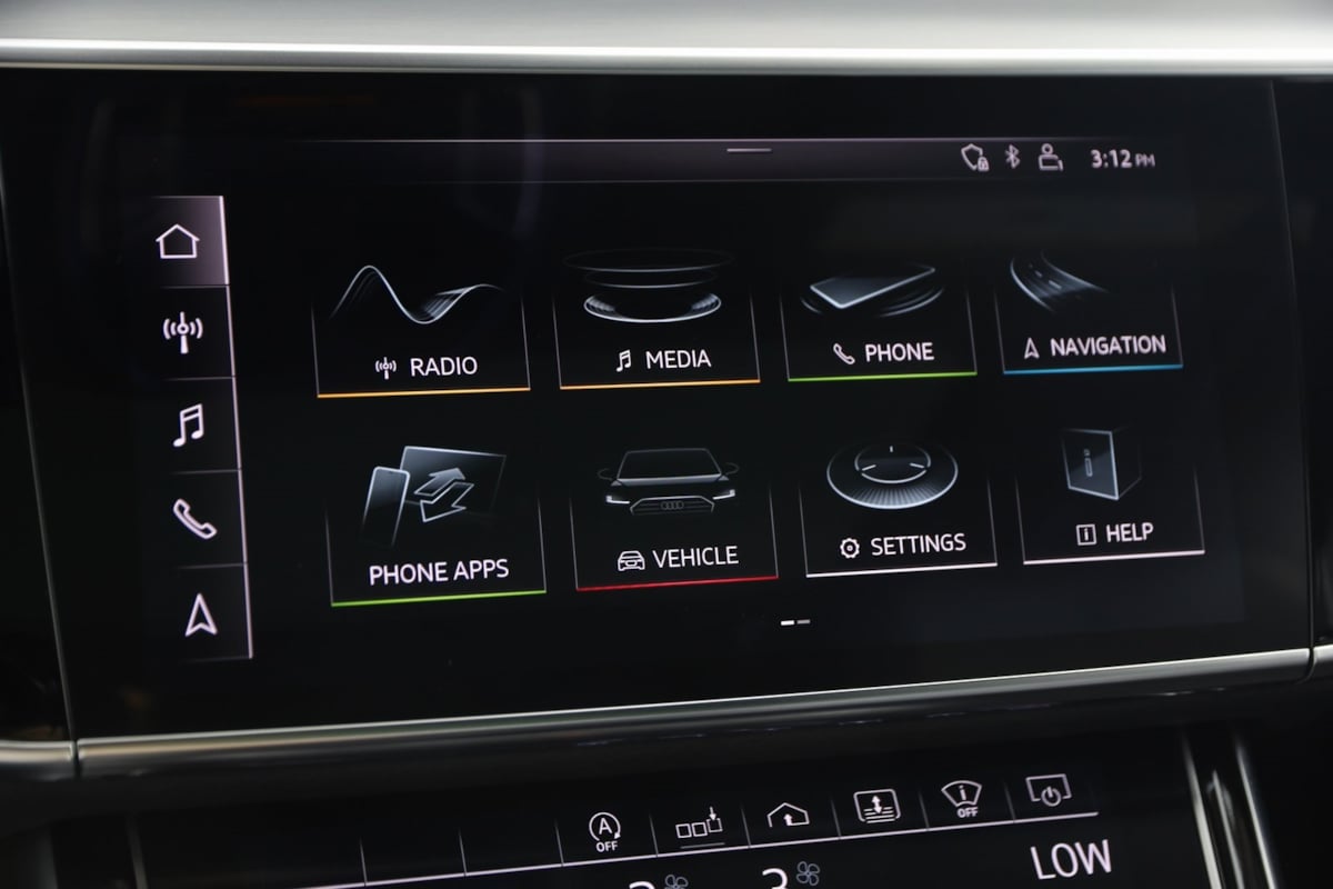 2020 Audi A8 Sport Plus photo 30