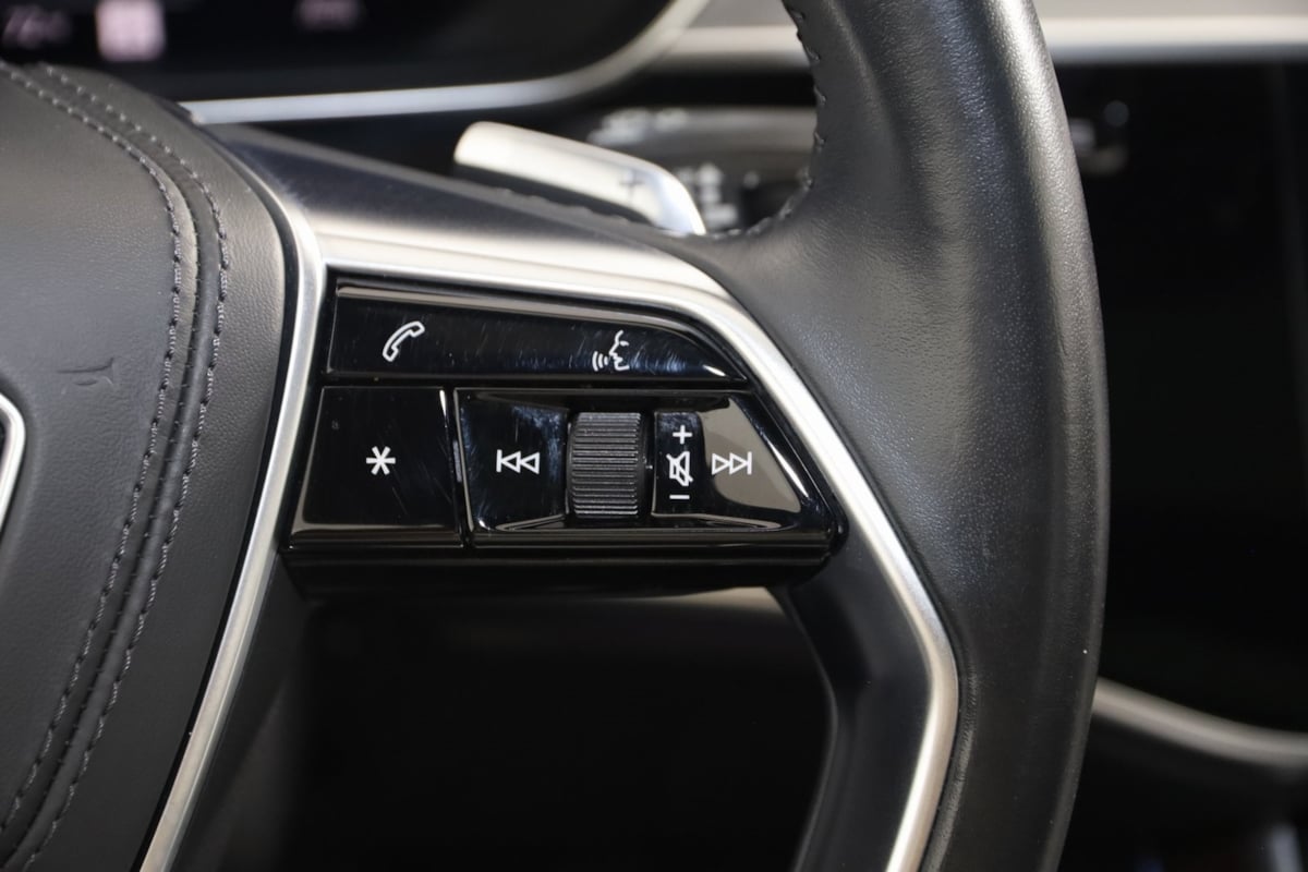 2020 Audi A8 Sport Plus photo 34