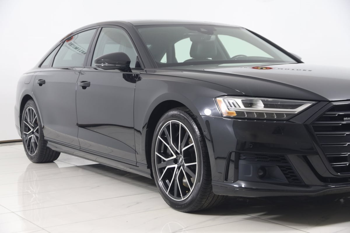2020 Audi A8 Sport Plus photo 39