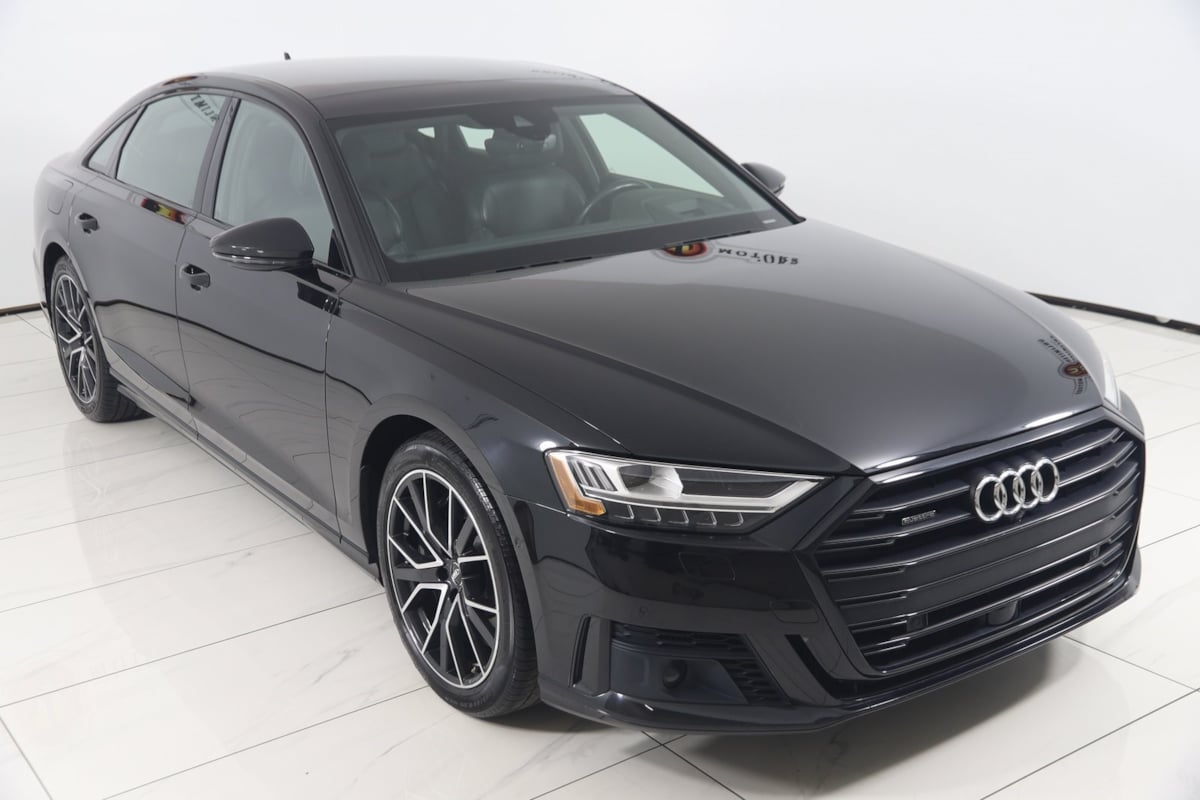 2020 Audi A8 Sport Plus photo 40