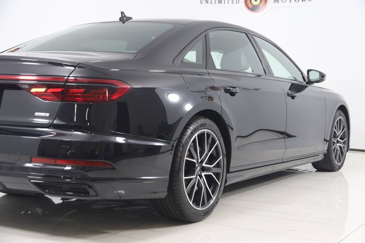 2020 Audi A8 Sport Plus photo 45