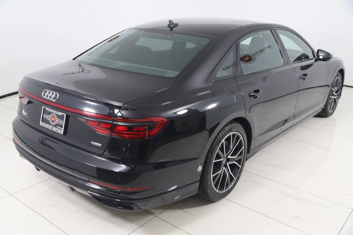 2020 Audi A8 Sport Plus photo 46