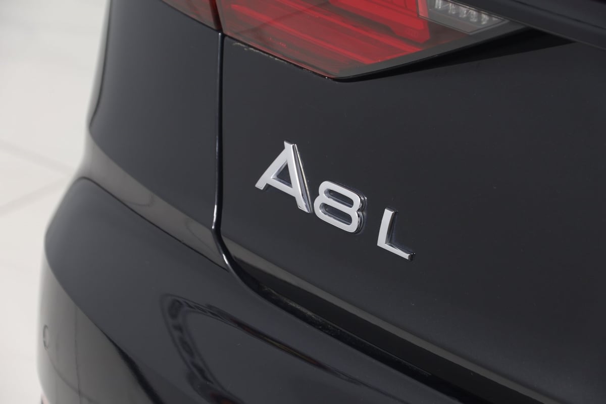 2020 Audi A8 Sport Plus photo 47