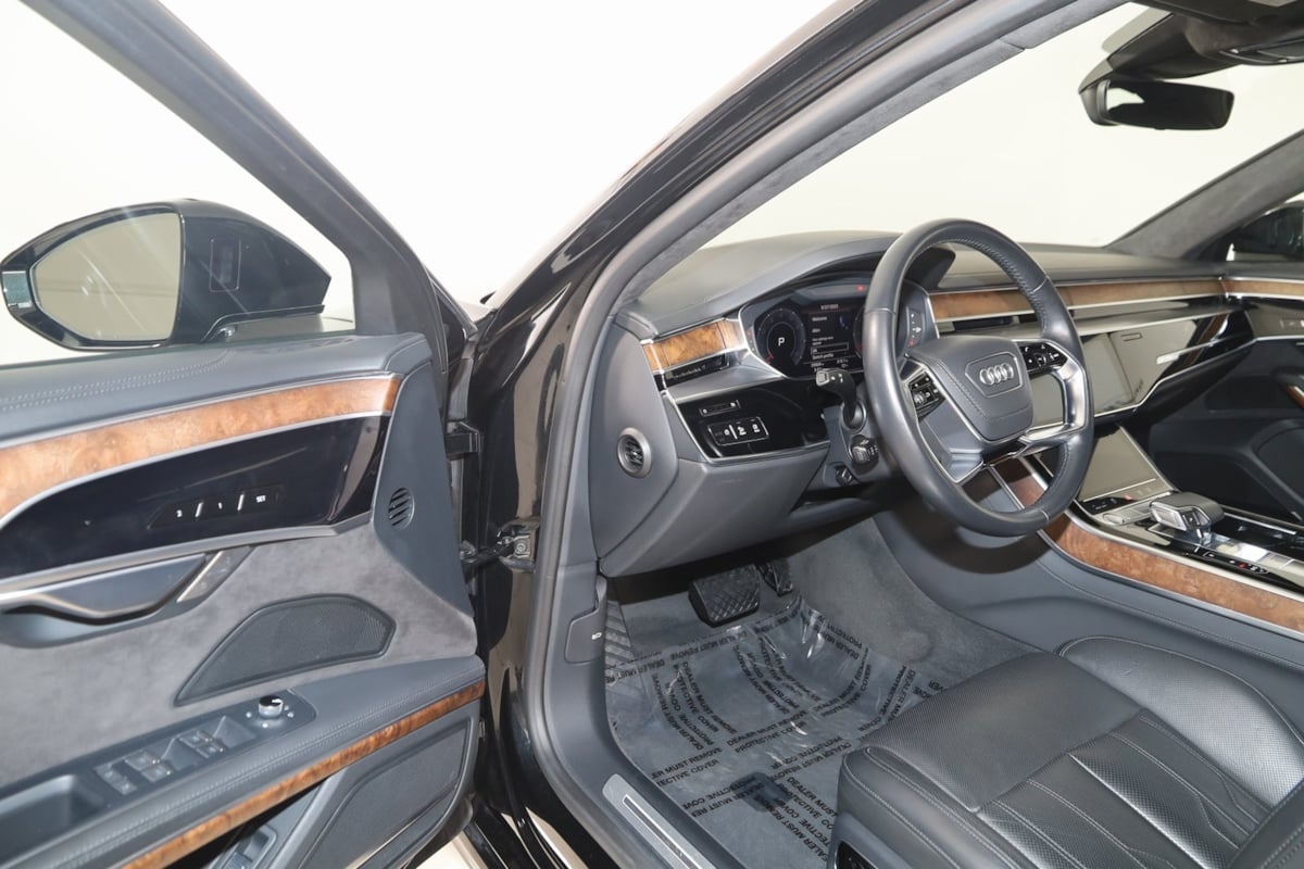 2020 Audi A8 Sport Plus photo 50