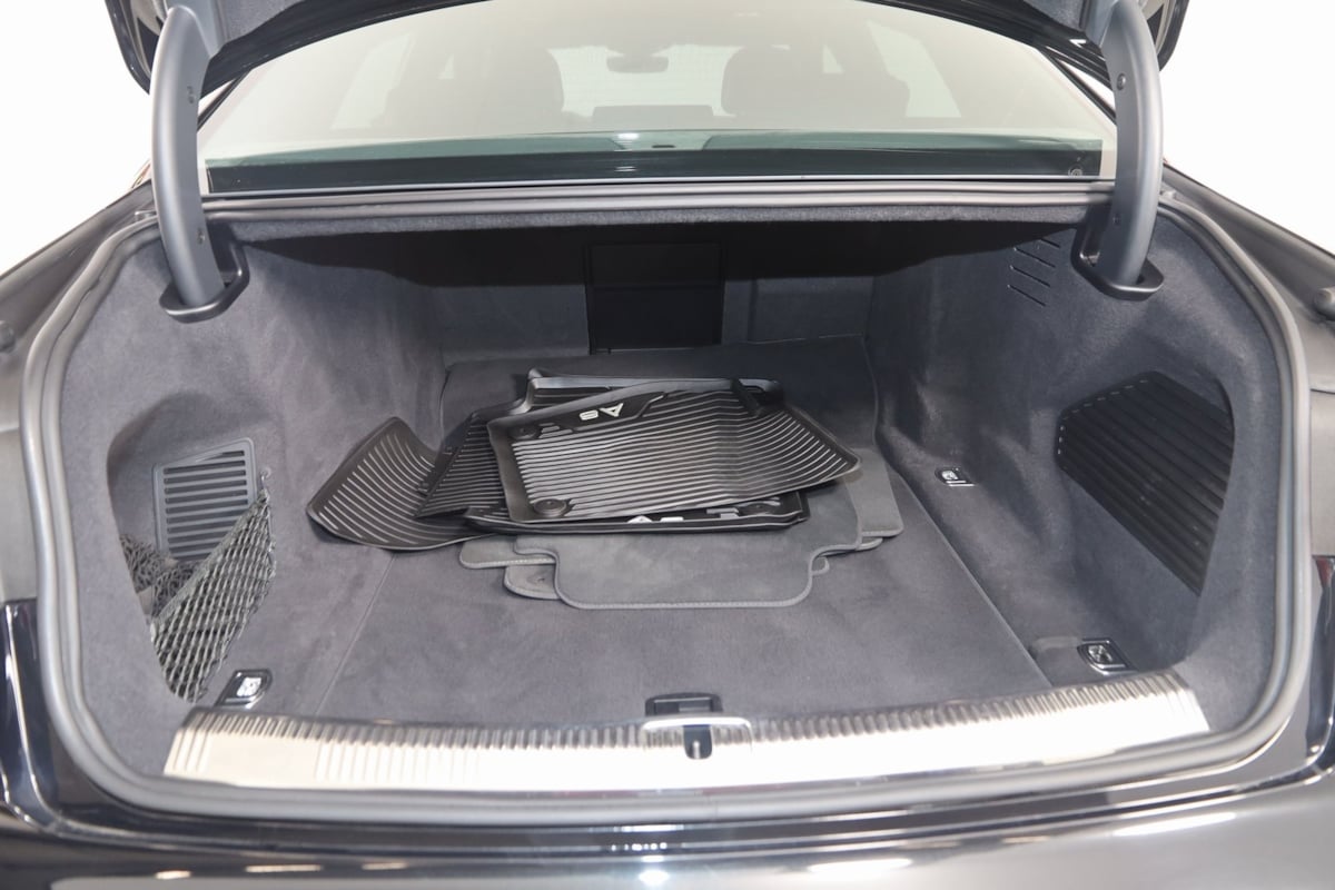 2020 Audi A8 Sport Plus photo 52
