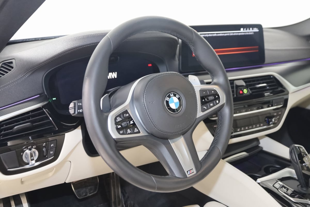 2021 Bmw M550i xDrive photo 5