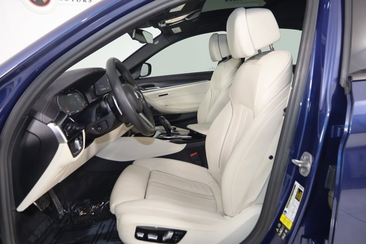 2021 Bmw M550i xDrive photo 9