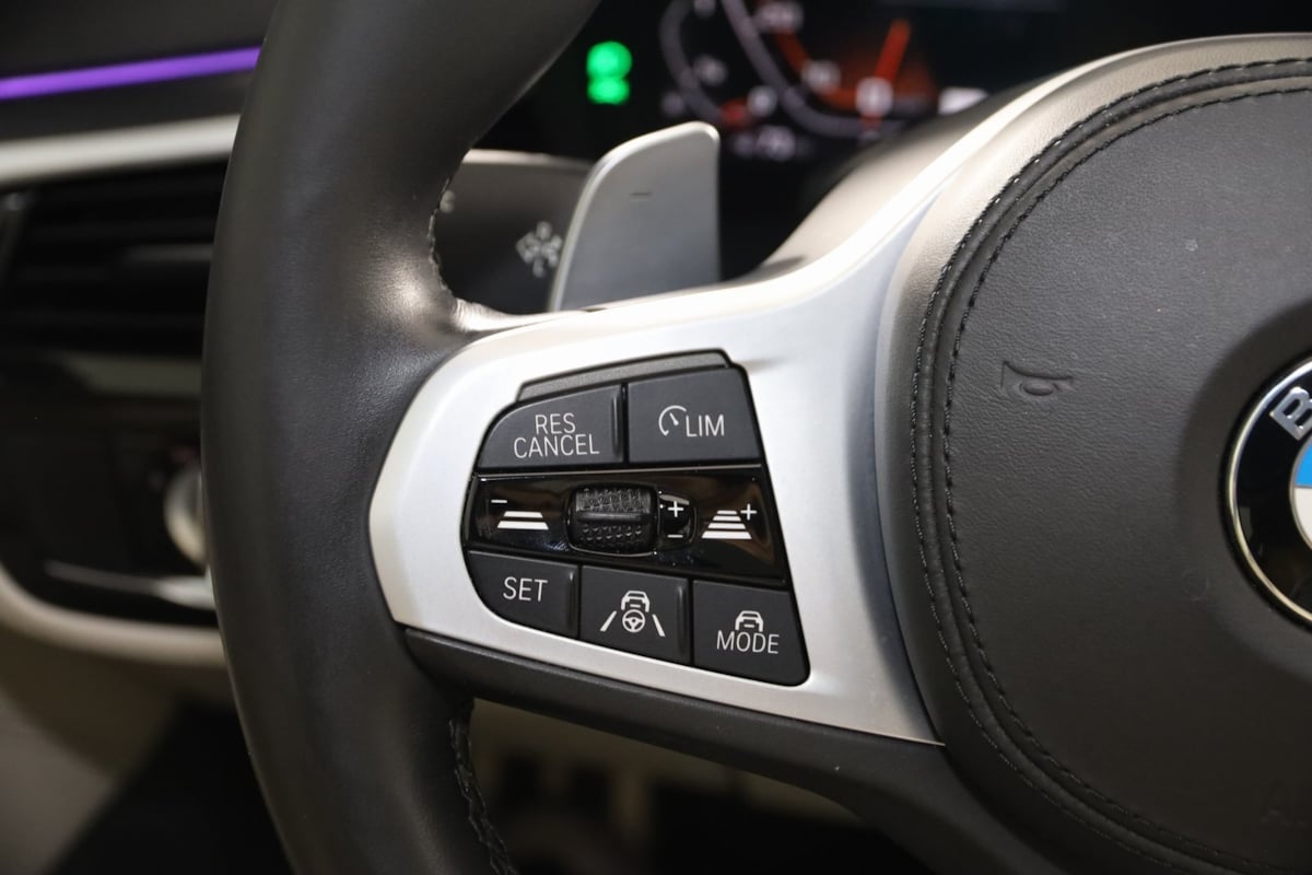2021 Bmw M550i xDrive photo 39
