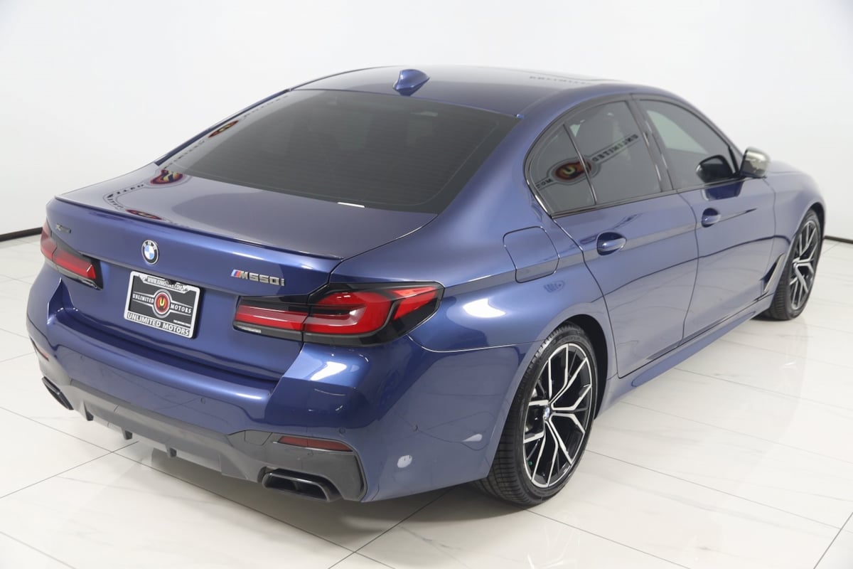 2021 Bmw M550i xDrive photo 52