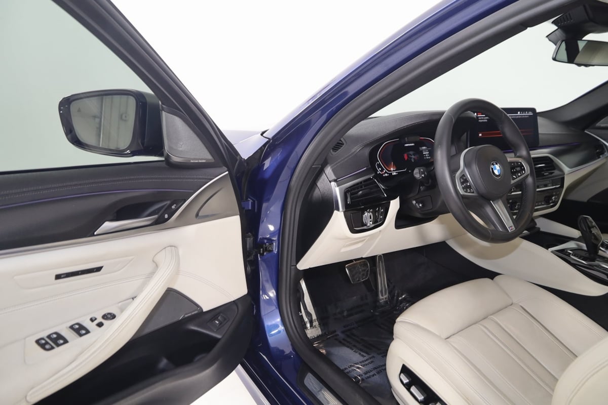 2021 Bmw M550i xDrive photo 56