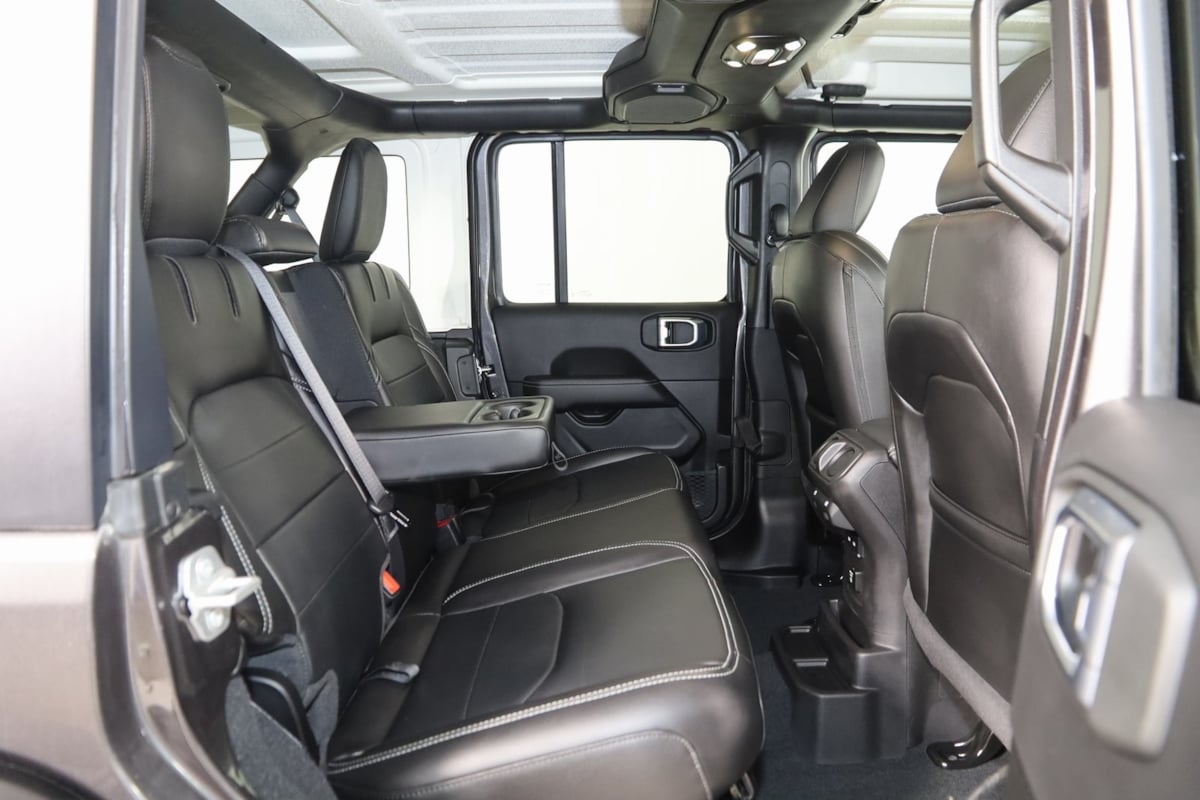 2022 Jeep Wrangler 4xe Unlimited Sahara photo 14