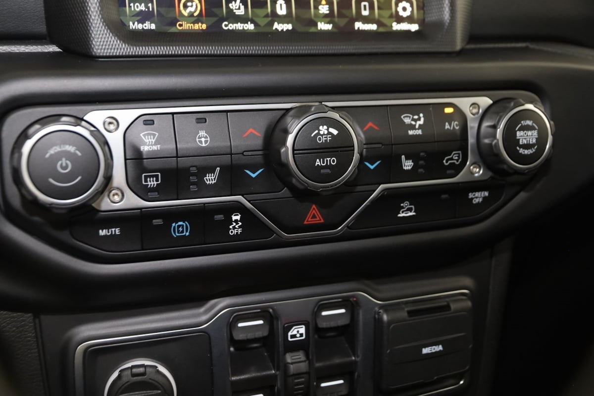 2022 Jeep Wrangler 4xe Unlimited Sahara photo 27