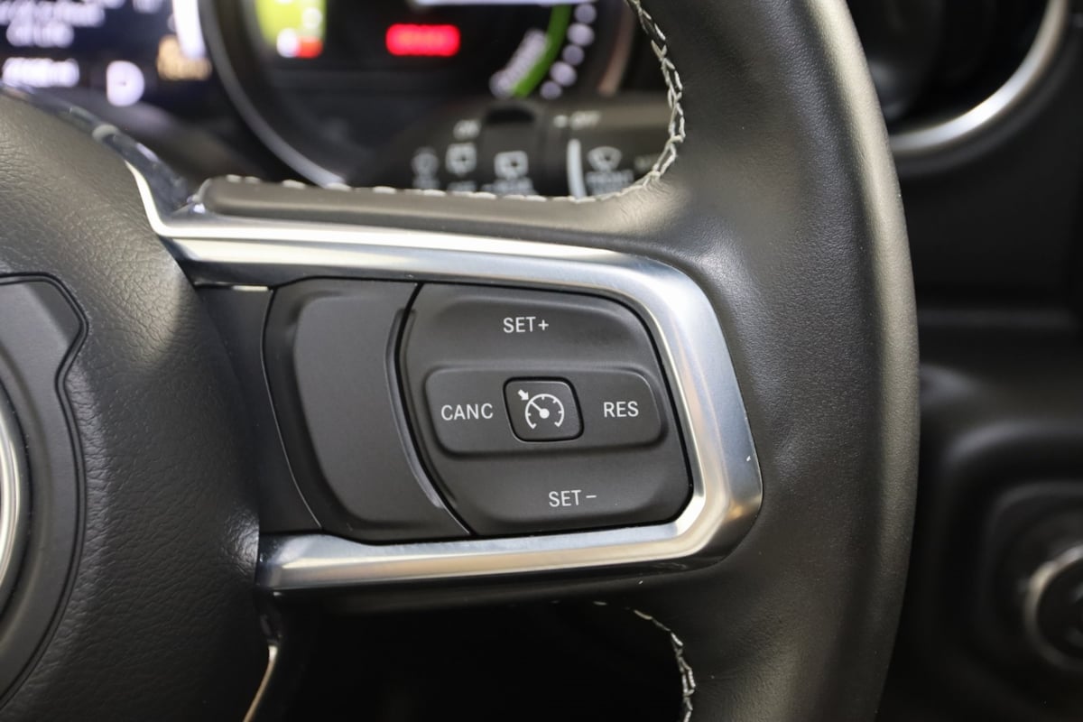 2022 Jeep Wrangler 4xe Unlimited Sahara photo 36