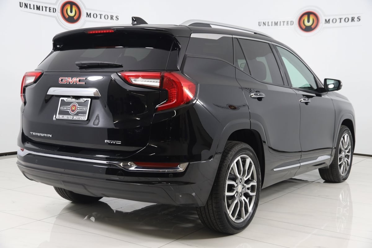 2022 Gmc Terrain Denali photo 3