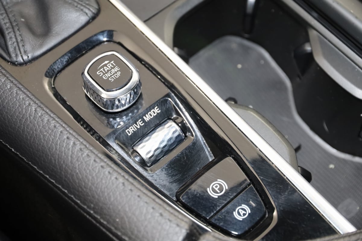 2021 Volvo XC90 Momentum photo 29