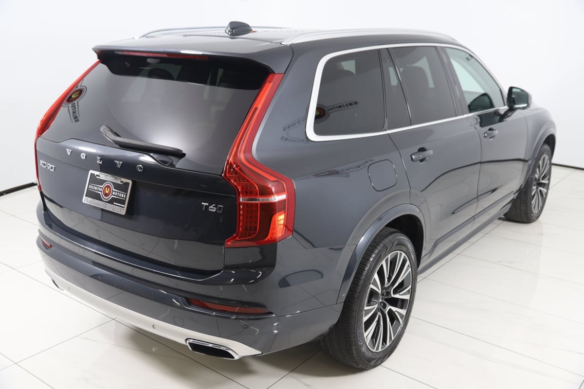 2021 Volvo XC90 Momentum photo 49