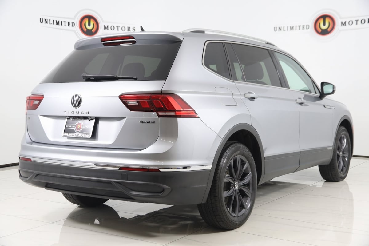 2022 Volkswagen Tiguan SE photo 3