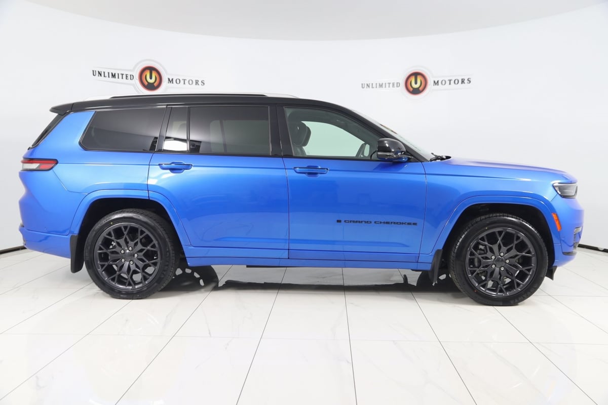 Sold 2023 Jeep Grand Cherokee L Summit Reserve in Westfield