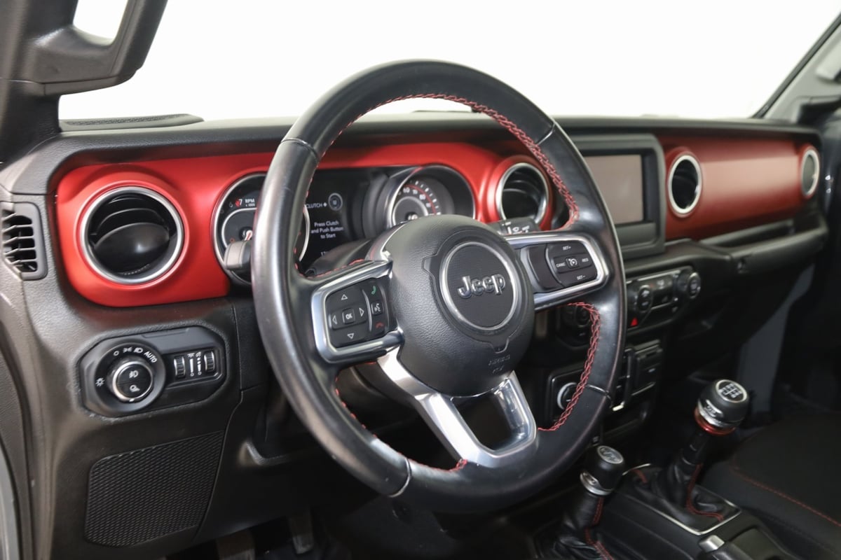 2021 Jeep Gladiator Rubicon photo 3