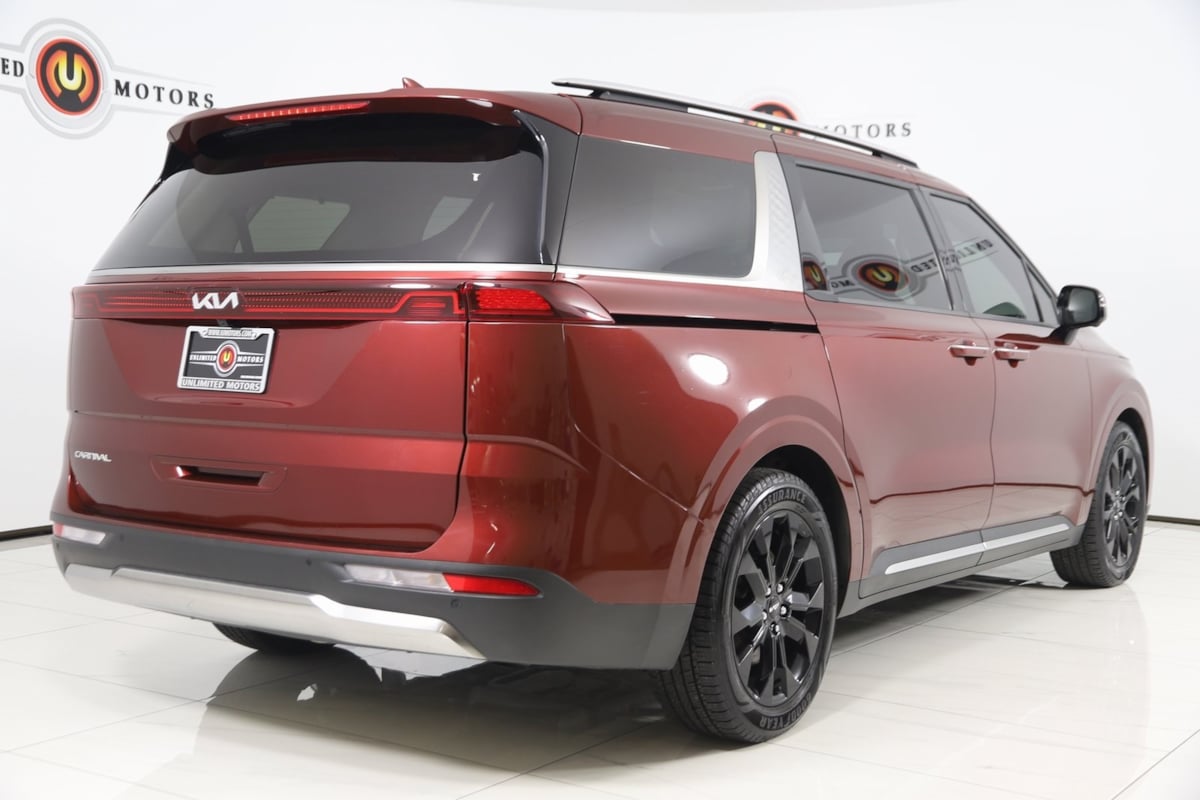 2023 Kia Carnival SX Prestige photo 3