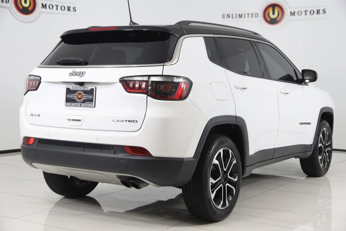 2022 Jeep Compass Limited photo 2