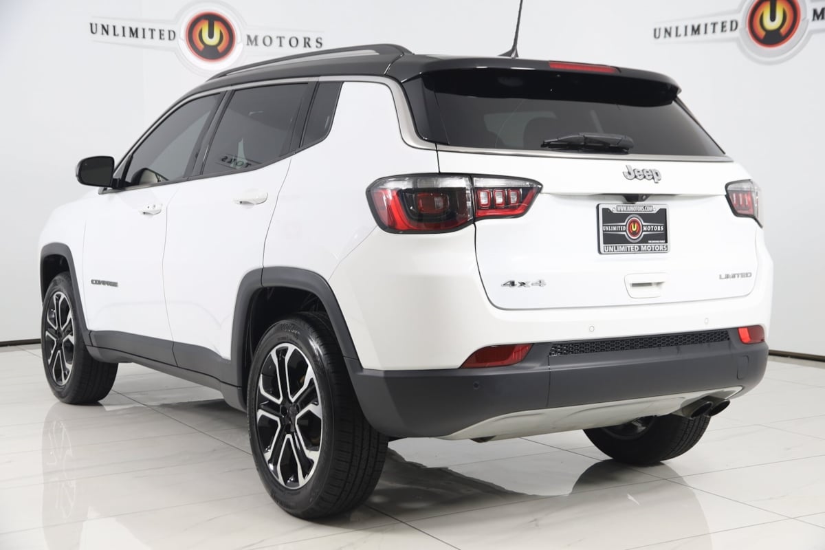 2022 Jeep Compass Limited photo 3